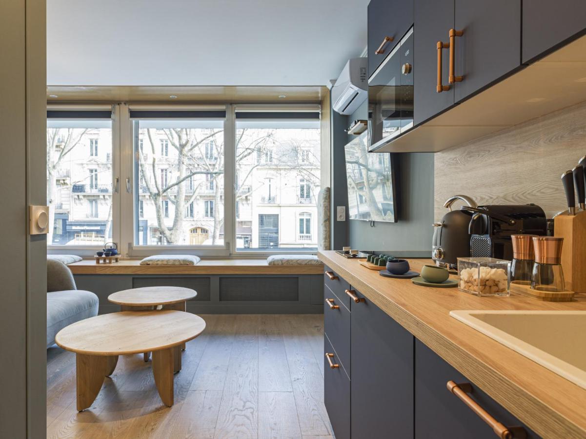 Ferienwohnung The Blue Alma Eiffel Tower Paris Exterior foto